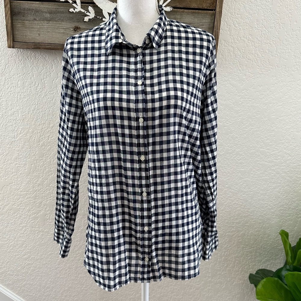 J.Crew Classic-fit boy shirt in crinkle blue gingham ladies size 16